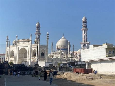 UP Assembly polls: As Deoband prepares to vote in second phase, locals ...