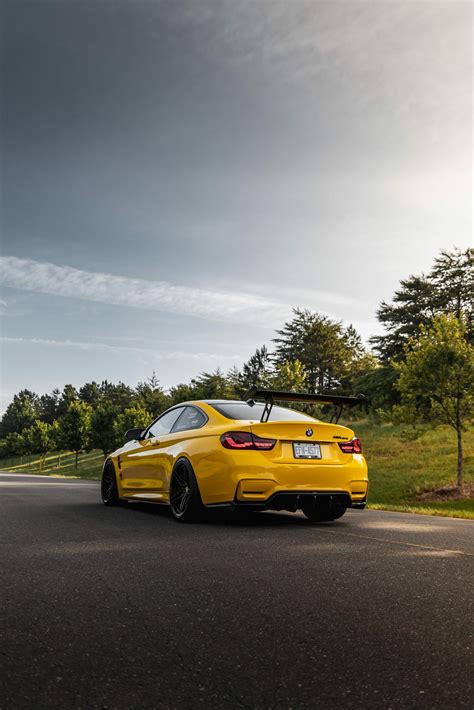 Heavily modded BMW M4 GTS looks stunning and ready for the track