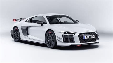 R8 and TT RS first to receive Audi Sport performance parts