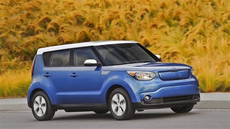 First Drive: 2017 Kia Soul EV | TheDetroitBureau.com