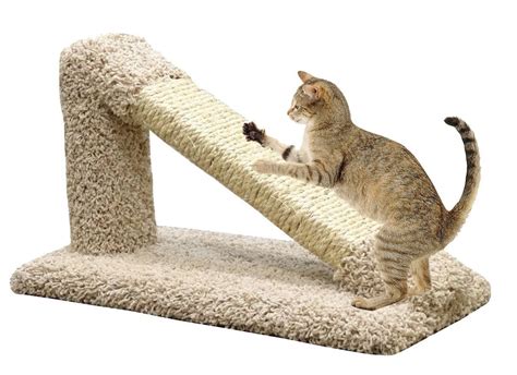 USA Made Angled Cat Scratching Post Sisal in Beige Carpet Cat Scratcher ...