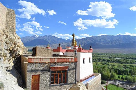 Ladakh Monastery | Tale of 2 Backpackers