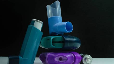 Asthma inhalers: The 3 device types explained - Medicine.com