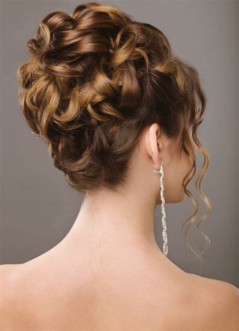 40 Wedding Hairstyles You'll Absolutely Want to Try | Mom Fabulous