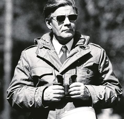 Former german chancellor Helmut Schmidt (70s) : r/OldSchoolCool