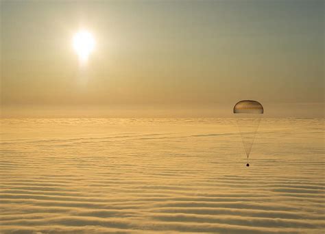 spacecraft, landing, soyuz, international, space, station, spaceship ...