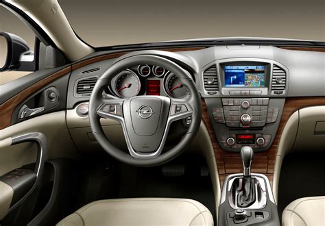 Opel Insignia interior Photo 6 3435