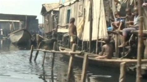 Makoko - Nigeria's slum built on the water - BBC News