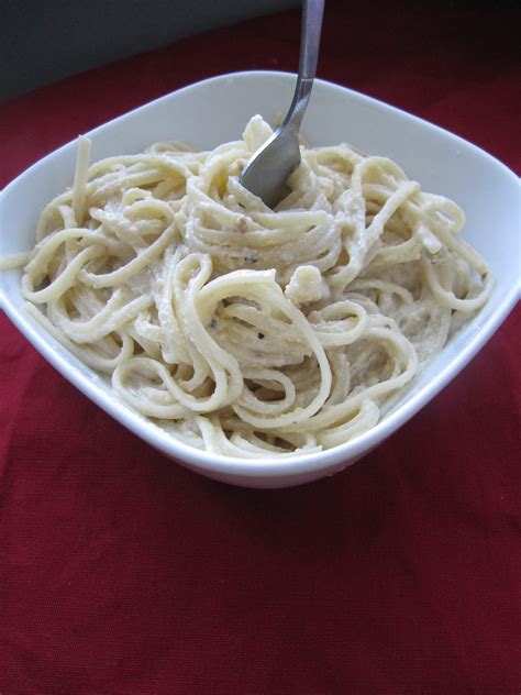 A Taste of Madness: Linguine Alfredo