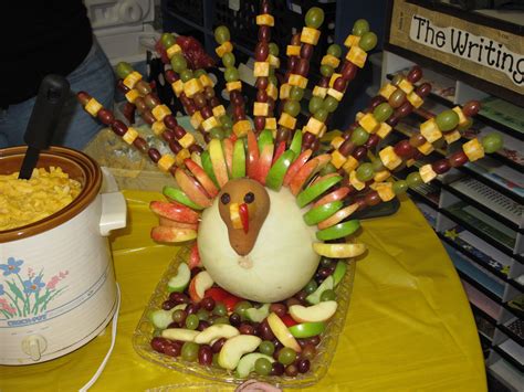 My favorite thing to make for Thanksgiving parties. It's a fun healthy ...