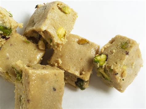 Paleo Raw Pistachio Halva Israeli Desserts, Raw Desserts, Paleo Dessert ...