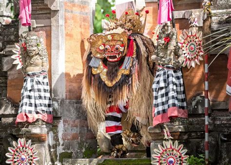 Poleng - Bali's Unique Black & White Weaving Technique