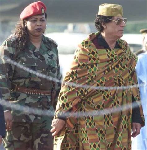 Gaddafi's All Female Bodyguards (38 pics) | Muammar gaddafi, Bodyguard ...