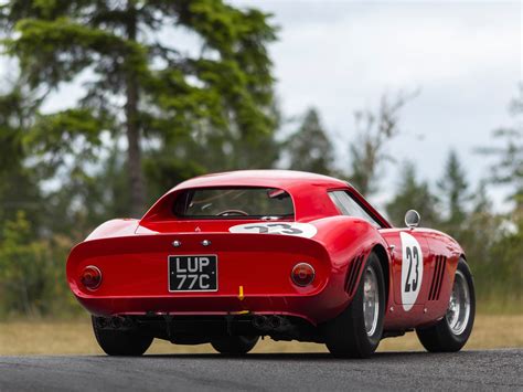 la Ferrari 250 GTO, seule auto à valoir plus que son poids en or