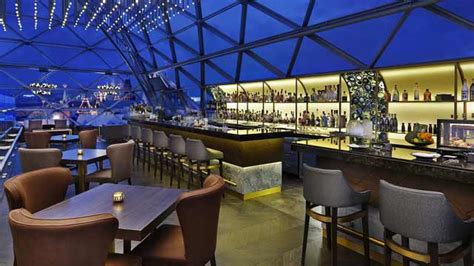 O2 Lounge at The Ritz Carlton - Rooftop bar in Moscow | The Rooftop Guide