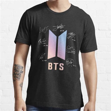 BTS Official Merch – BTS Colored Name Signatures Essential Classic T ...