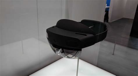 Report: Microsoft's HoloLens 2 Set To Launch Next Month