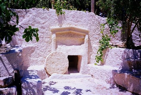 Lazarus Tomb / The Tomb of St. Lazarus - eloisabarbaric