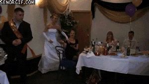 25 Wedding Fail GIFs - Gallery | eBaum's World