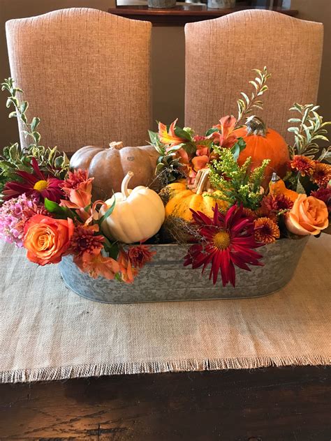 Fall decoration, table decoration, natural, rustic, farmhouse table ...