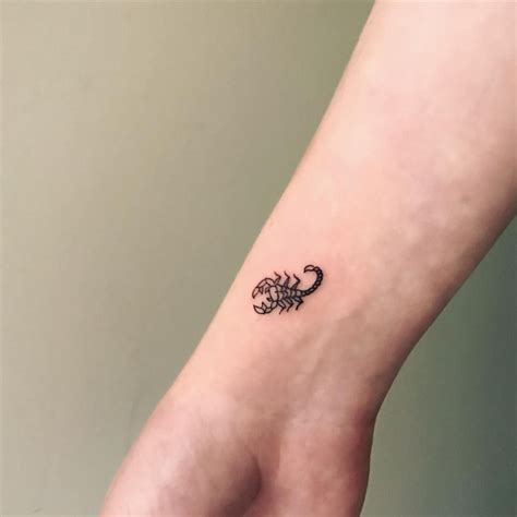 Tattoo Side, Form Tattoo, Shape Tattoo, Mini Tattoos, Dainty Tattoos ...