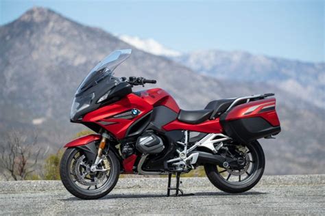 REVIEW / 2019 BMW R 1250 RT Motorcycle Reviewed - Adventure Rider