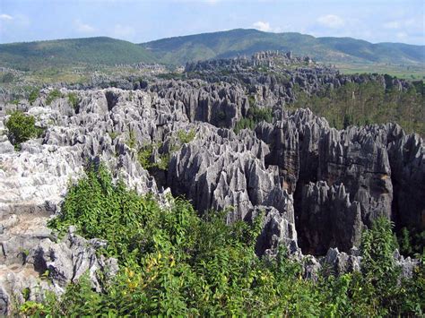 The South China Karst Landscapes | Traveling Tour Guide