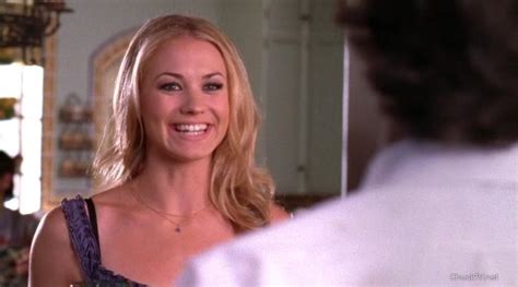 Chuck 1x02 - Yvonne Strahovski Image (11749886) - Fanpop