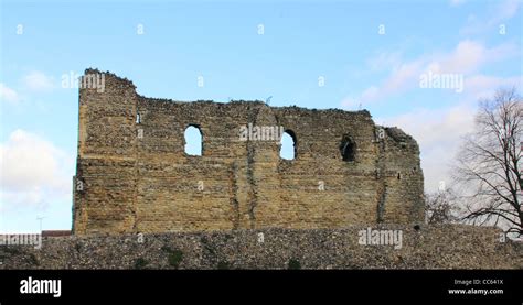 Ruins of Canterbury Castle in Kent, England Stock Photo - Alamy