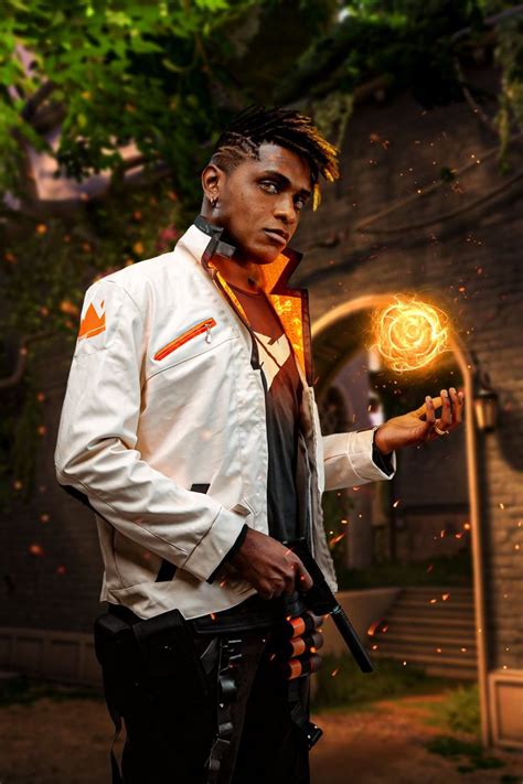 Valorant phoenix cosplay, me senti tão realizado quando terminei esse ...