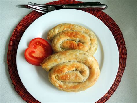 Around the World - in favorite recipes: Bosnian Pita with Potato ...