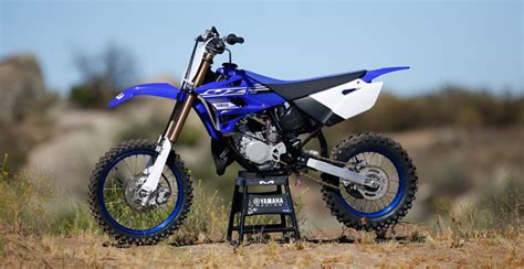 2019 All-NEW Yamaha YZ85: First Ride Impression - Dirt Bike Test