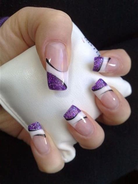 25 UV Gel Nail Art Designs & Application Tips!