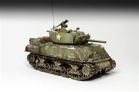 Sherman M4A3E2 Jumbo "Cobra King" Completed! | Modelhobby.eu