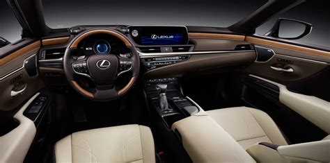 All-New Lexus ES 300h Launched At Rs 59.13 Lakh - CarSaar