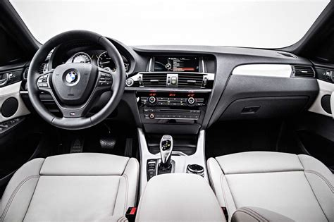 The new BMW X4 with xLine - Nevada leather Ivory White (02/14).