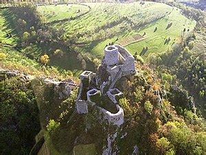 Srebrenik Castle - Wikipedia