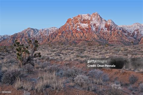 Red Rock Canyon Winter Sunrise High-Res Stock Photo - Getty Images