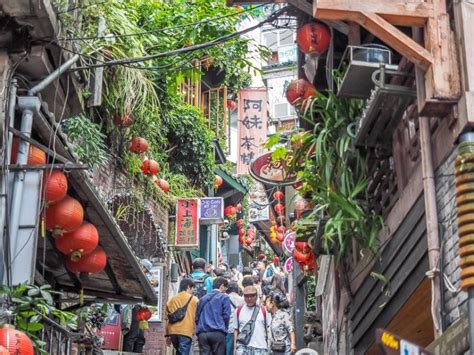 Jiufen Old Street: A 2024 Guide to this Classic Taipei Day Trip ...