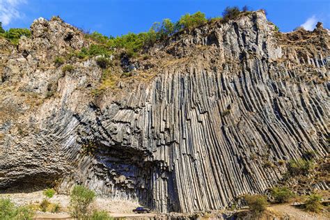 10 Jaw-dropping Basalt Formations Around the World