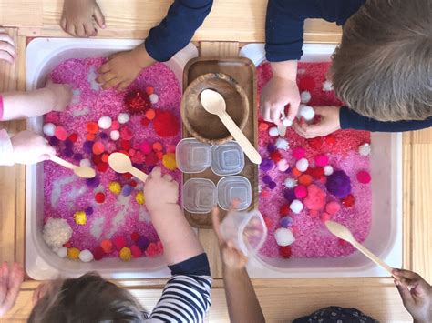 7 Sensory Bins for Toddlers