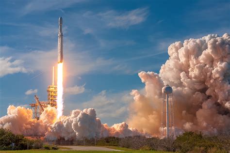 Behind the lens at SpaceX’s historic Falcon Heavy launch | Ars Technica