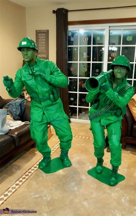 Toy Soldiers Group Halloween Costume Idea | Best DIY Costumes - Photo 4/4