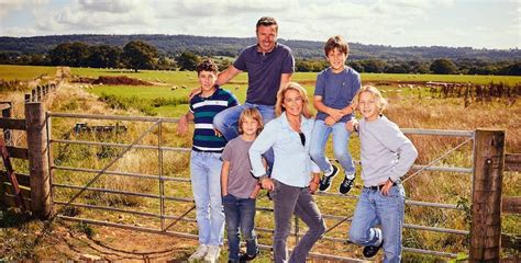 How to watch Sarah Beeny's New Life in the Country in Australia