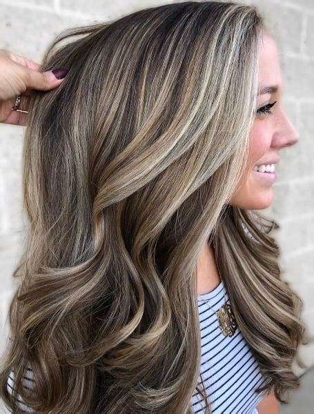 40 Ash Blonde Hair Color & Highlight Ideas for 2024 - The Trend Spotter