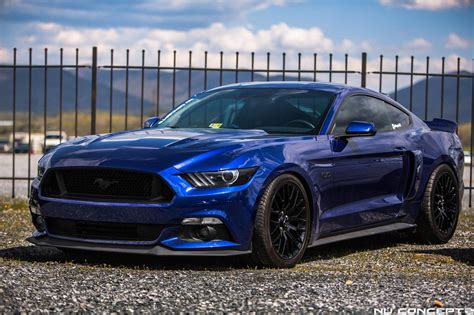 Deep Impact Blue 2015 Ford Mustang