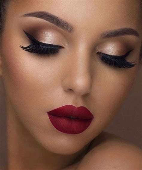 36 Easy Pretty Makeup Ideas For Women - | Holiday makeup looks, Party ...