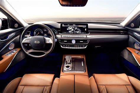 KIA K900 2024 Images - View complete Interior-Exterior Pictures | Zigwheels