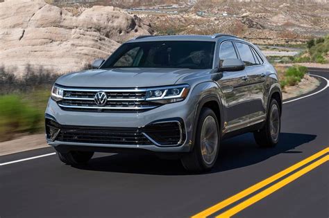 2023 Volkswagen Atlas Cross Sport Pictures - 131 Photos | Edmunds