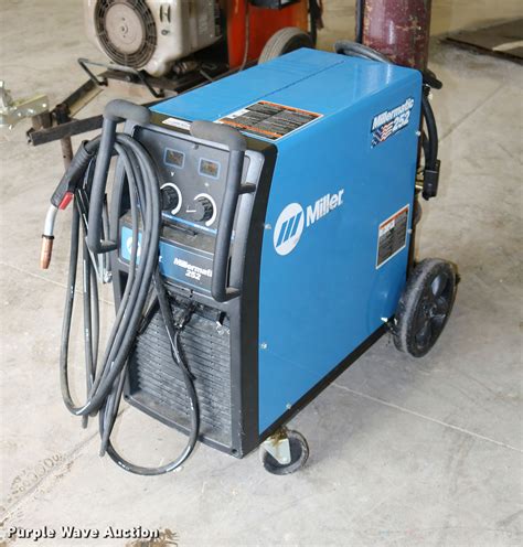 Miller Millermatic 252 welder in Salina, KS | Item DM9337 sold | Purple ...